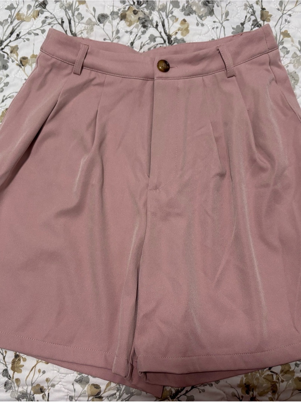 Cider Dusty Rose High-Waist Pleated Bermuda Shorts - Picture 2 of 2